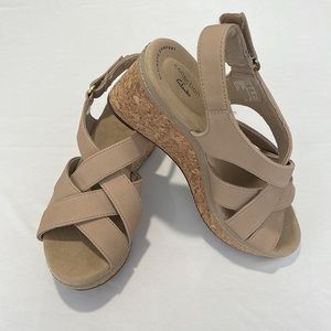 NEW Clarks Annadel Pearl Wedge Sandals